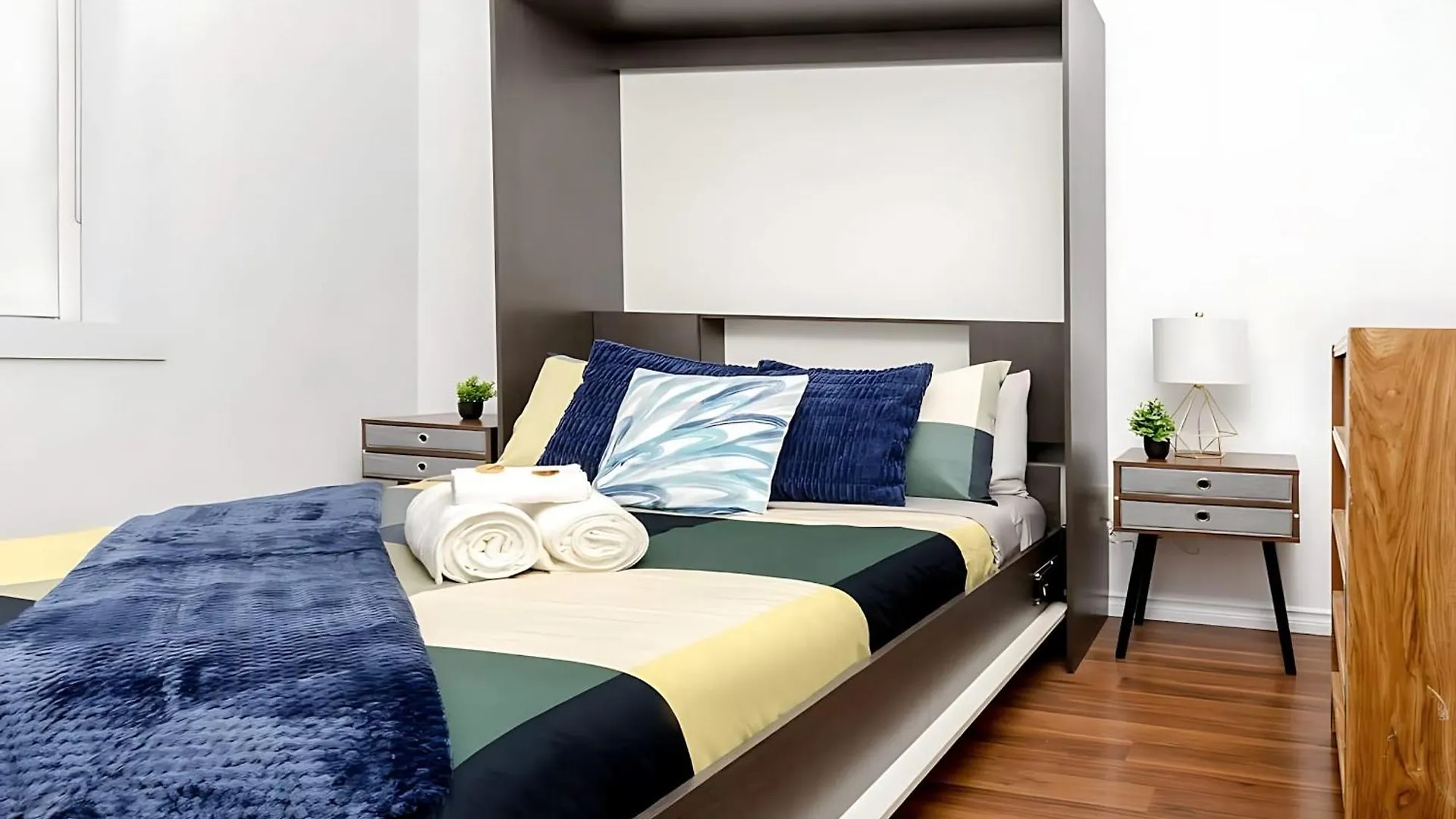 Kensington Market Apartment 0*, Toronto